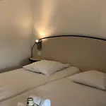 Hotel Enzo By Kyriad Direct 2*