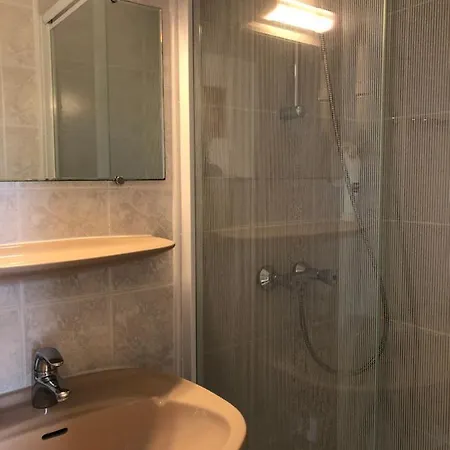 Enzo By Kyriad Direct מלון Neufchâteau