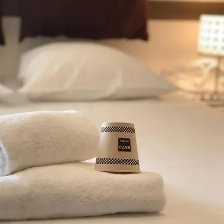 Hotel Enzo By Kyriad Direct Neufchateau