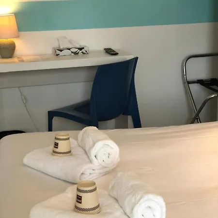 Enzo By Kyriad Direct 2*