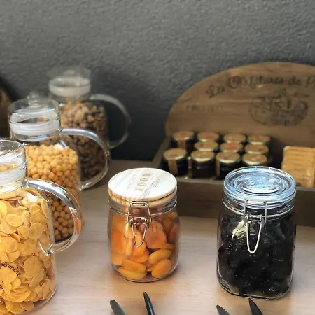 Enzo By Kyriad Direct Hotel