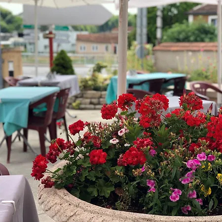 酒店 Enzo By Kyriad Direct 2*