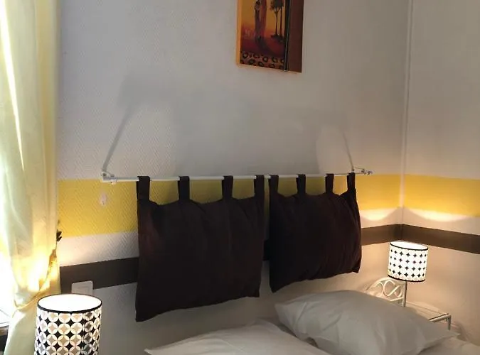 Enzo By Kyriad Direct Hotel Neufchâteau