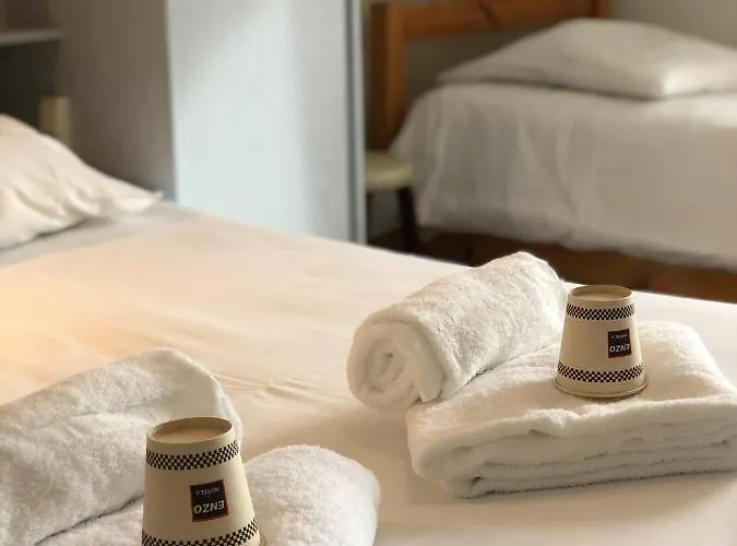 Enzo Neufchâteau&restaurant Le Pit Stop 2* Neufchâteau