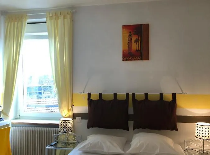 Hotel Enzo By Kyriad Direct