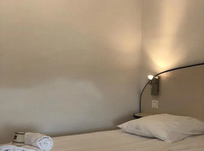 Enzo By Kyriad Direct 纳沙托